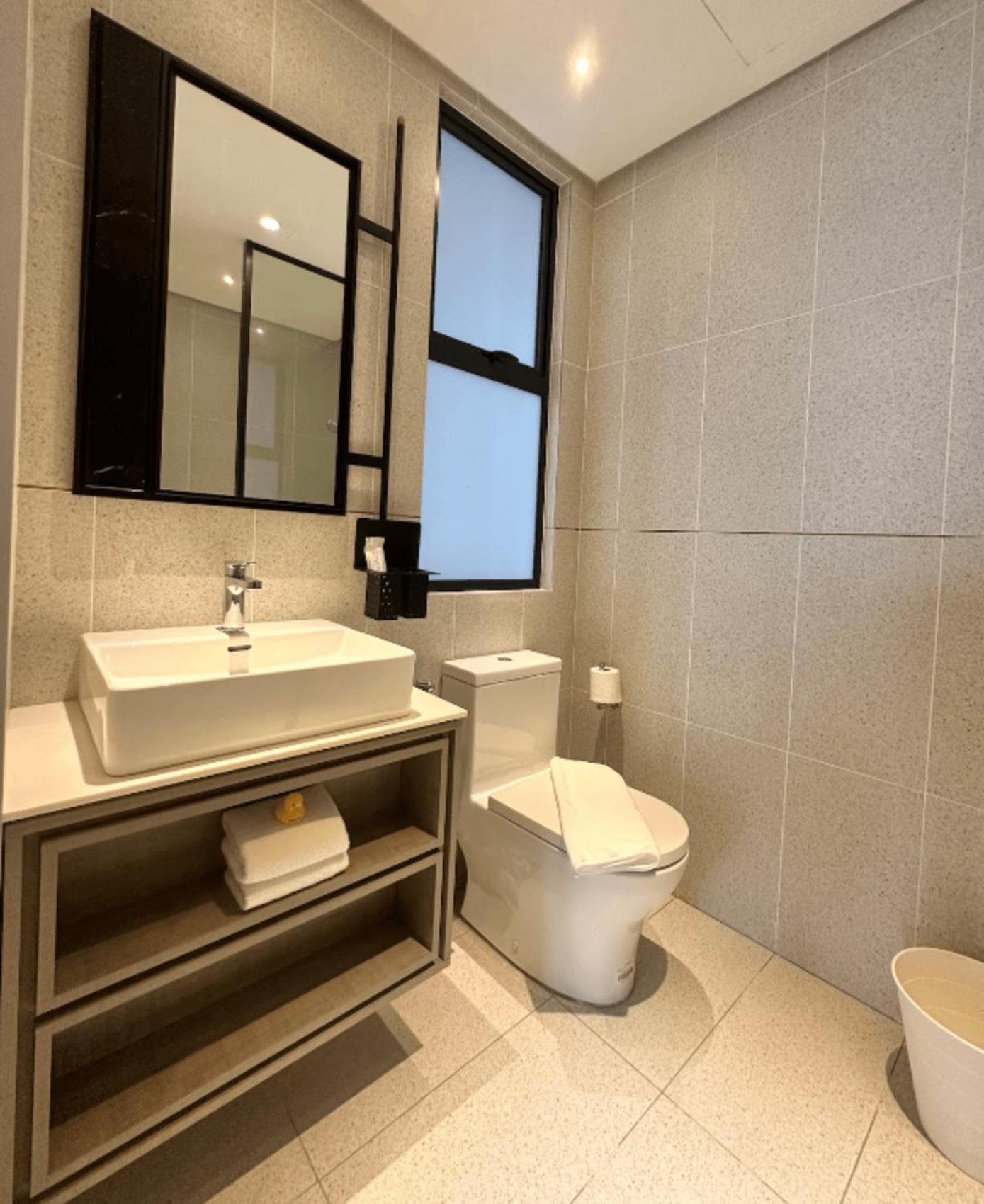 Millerz Square Old Klang Road Apartemen *